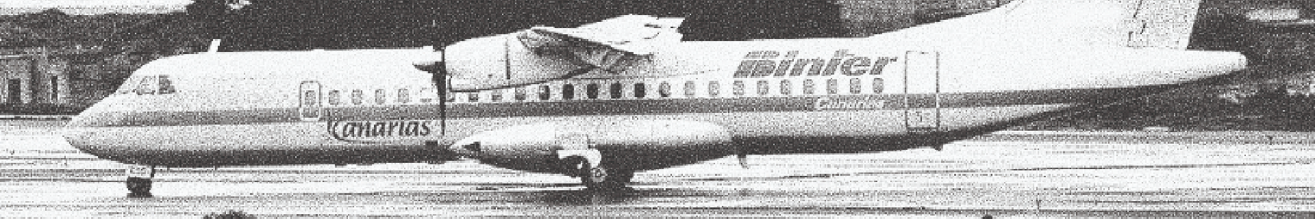 Avión modelo ATR antiguo Binter